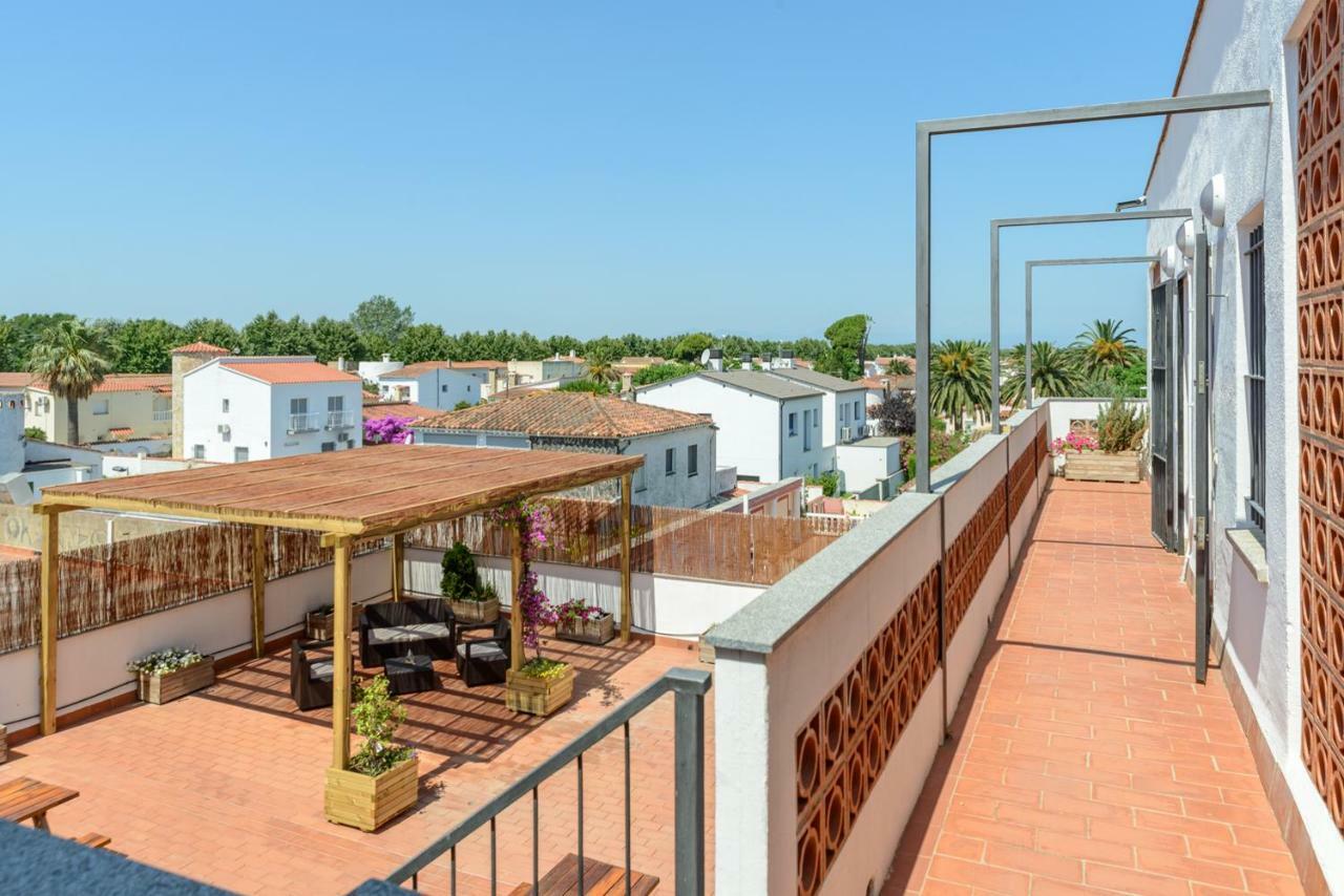 Empuriabrava Apartaments - Nº4 Экстерьер фото